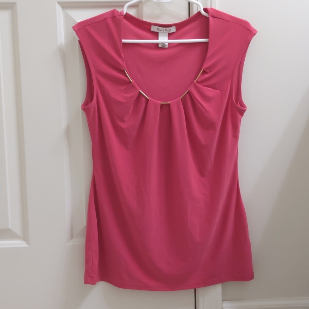 White House | Black Market Short-Sleeved Small Pink Blouse